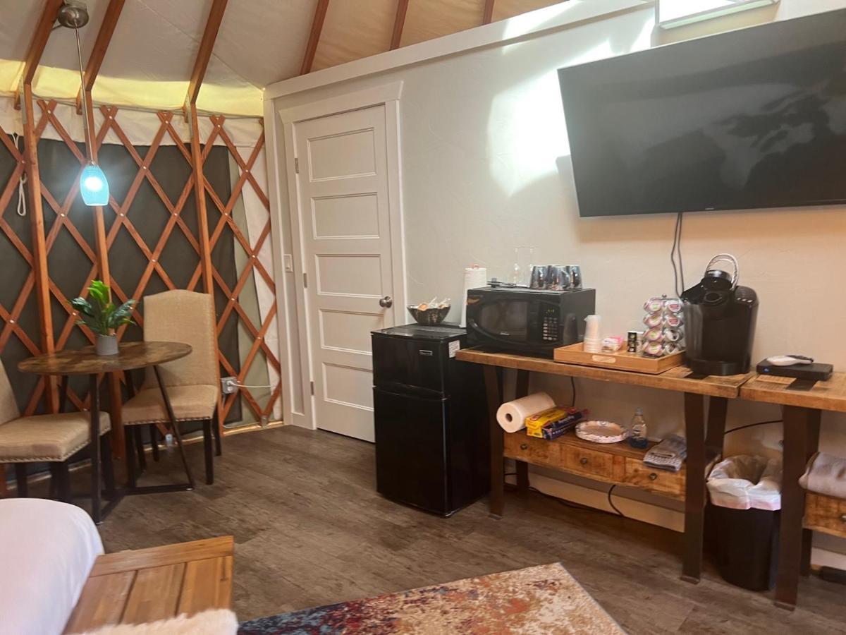 Escalante Yurts - Luxury Lodging Εξωτερικό φωτογραφία