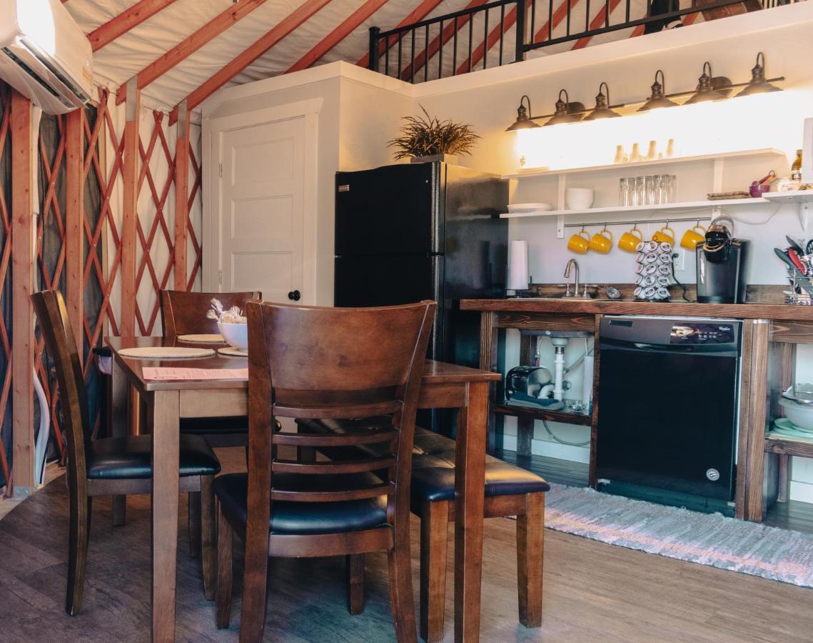 Escalante Yurts - Luxury Lodging Εξωτερικό φωτογραφία