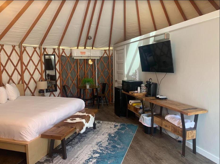 Escalante Yurts - Luxury Lodging Εξωτερικό φωτογραφία